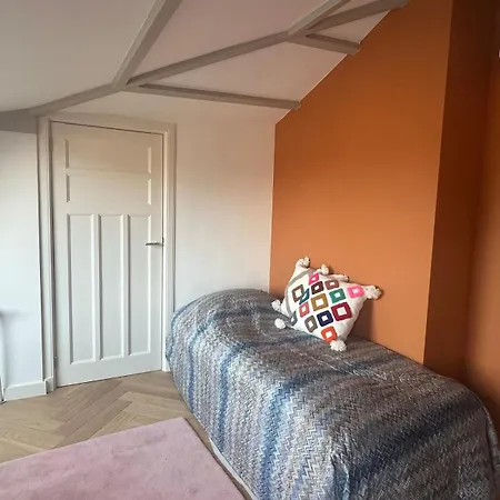 Family Apartment, Experience Family